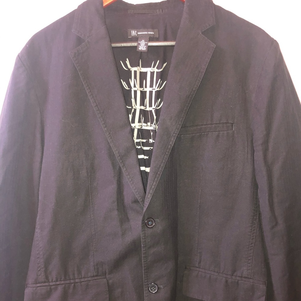 Black jacket; sport coat; blazer